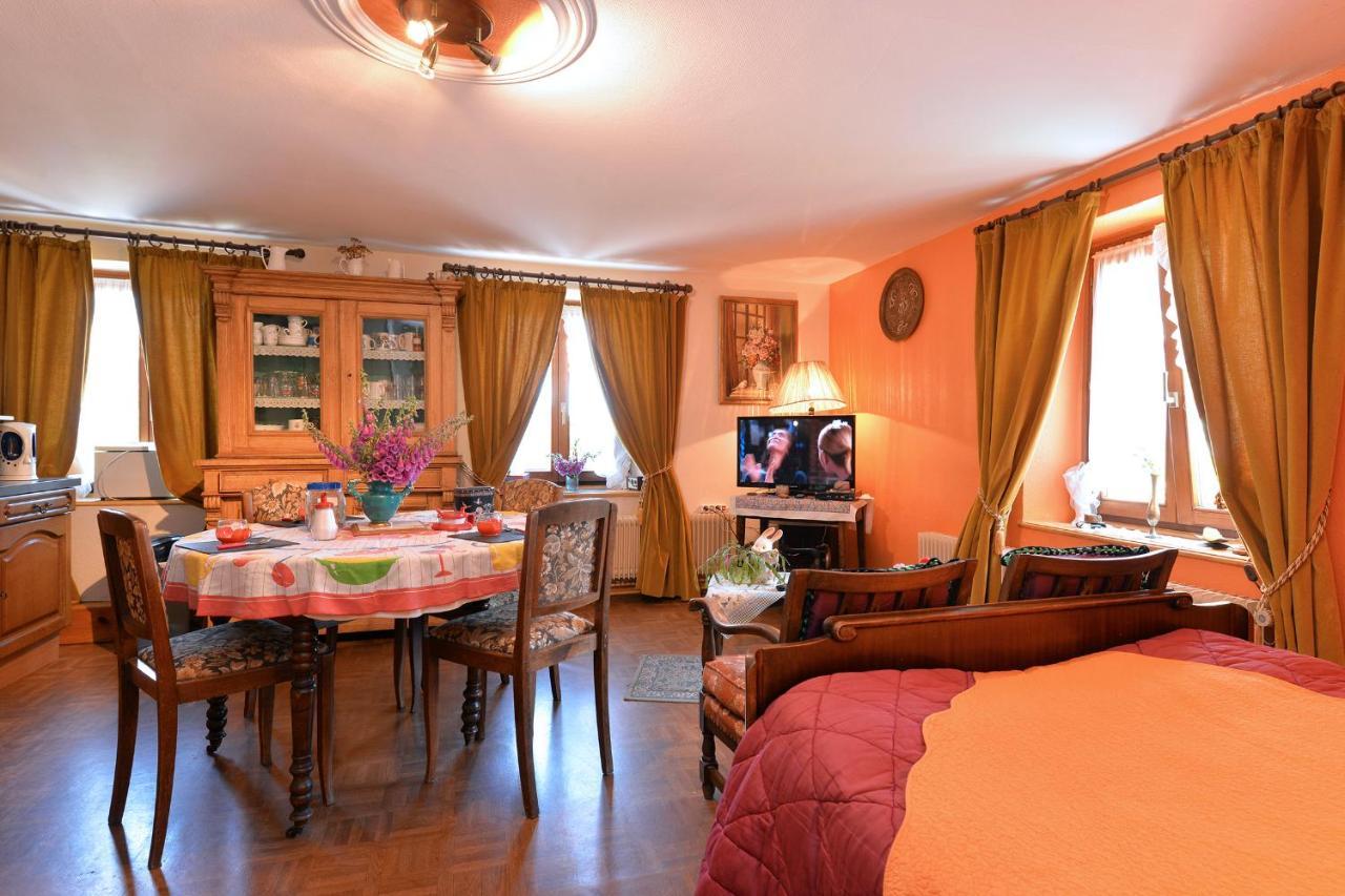 Gites Ou Chambres D'Hotes A La Ferme Orbey Exterior foto