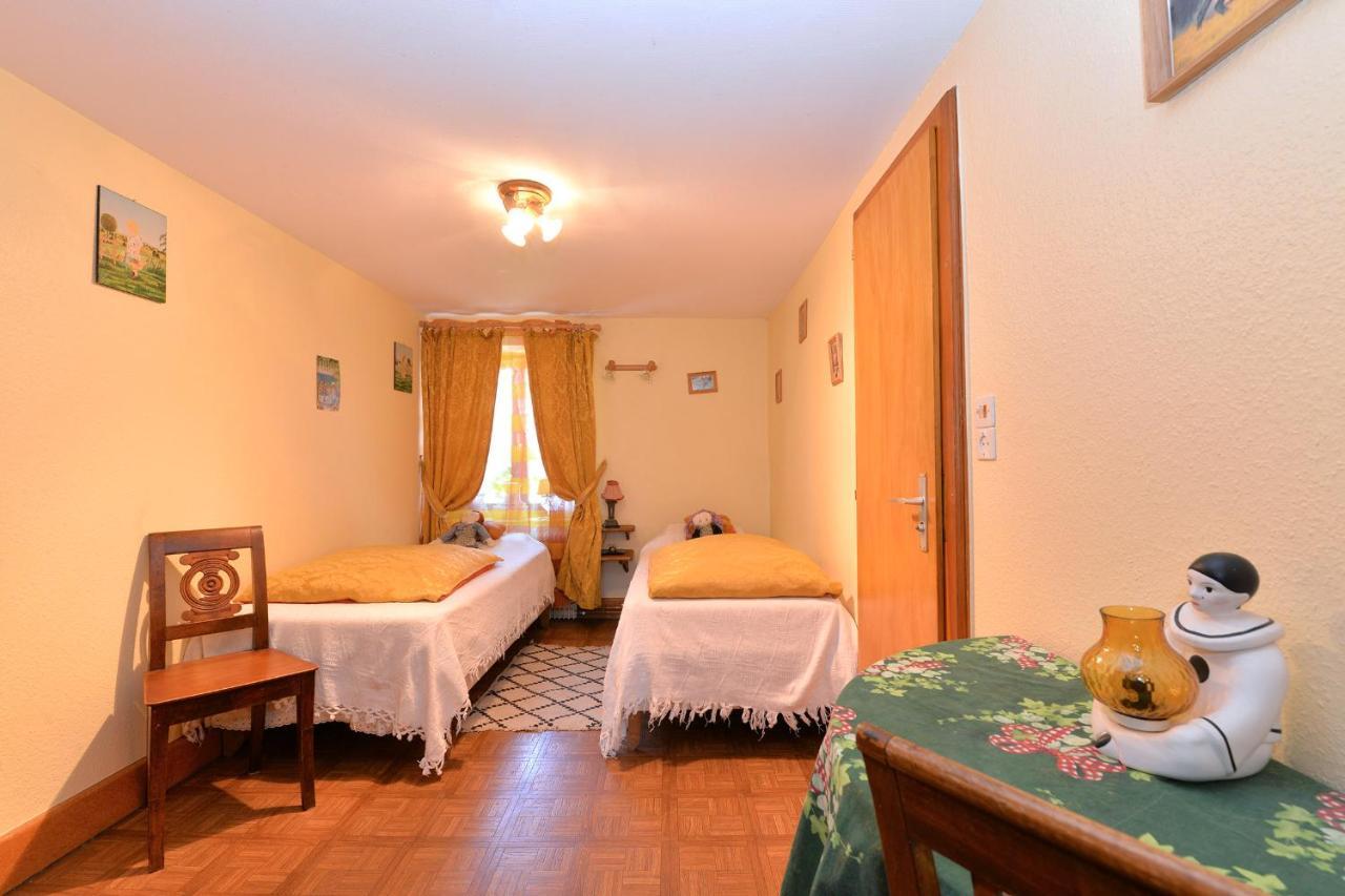 Gites Ou Chambres D'Hotes A La Ferme Orbey Exterior foto